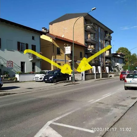 شقة House By The *